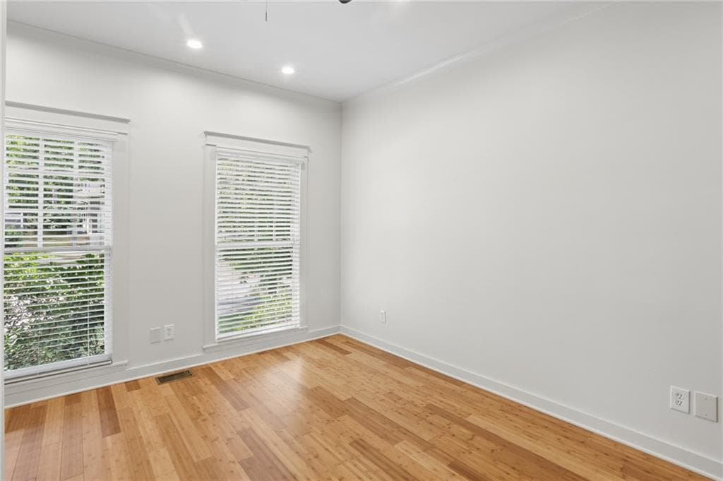 3 bedroom, 2 bathroom, 1,750 sq ft triplex for rent at 292 Fortune Street A, Atlanta, GA 30312 for $4,000 a month — photo 9