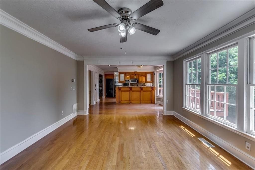 6 bedroom, 4 bathroom, 3,167 sq ft single family residence for sale at 6963 Whispering Oaks Court, Stone Mountain, GA 30087 — photo 9