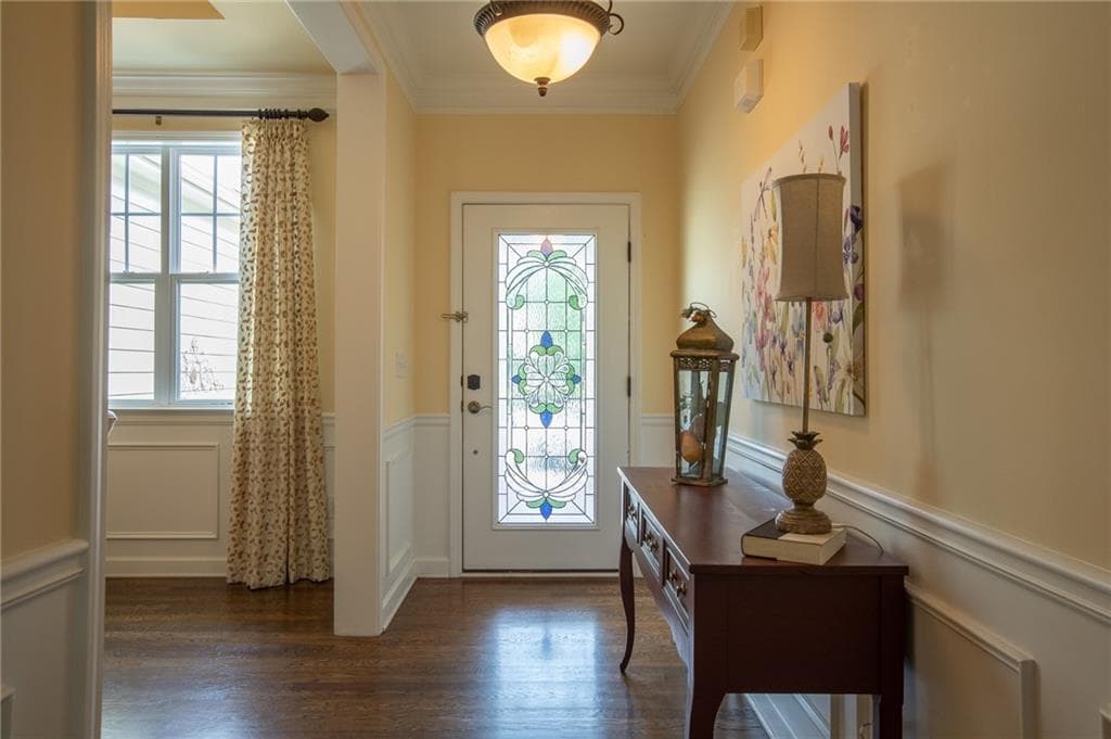 4 bedroom, 3 bathroom, 3,726 sq ft single family residence for sale at 3228 Black Gum Lane, Gainesville, GA 30504 — photo 2