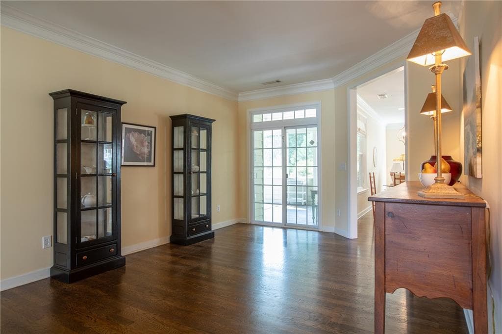 4 bedroom, 3 bathroom, 3,726 sq ft single family residence for sale at 3228 Black Gum Lane, Gainesville, GA 30504 — photo 5