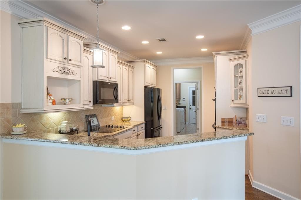 4 bedroom, 3 bathroom, 3,726 sq ft single family residence for sale at 3228 Black Gum Lane, Gainesville, GA 30504 — photo 10