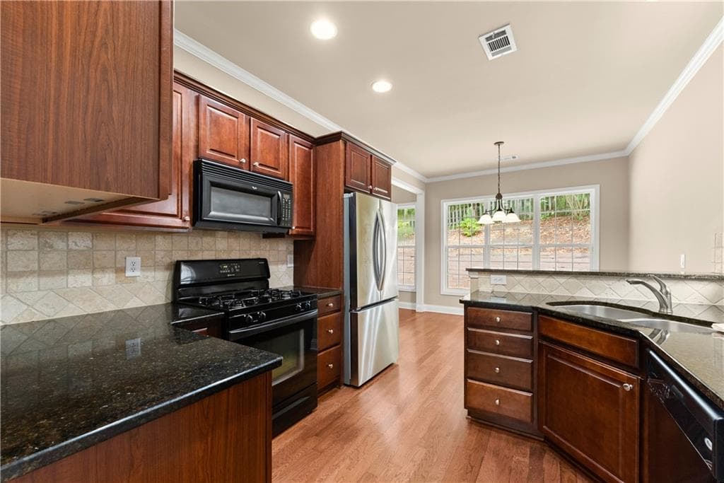 4 bedroom, 2 bathroom, 2,369 sq ft single family residence for sale at 2110 Retreat Haven Lane, Dacula, GA 30019 — photo 10