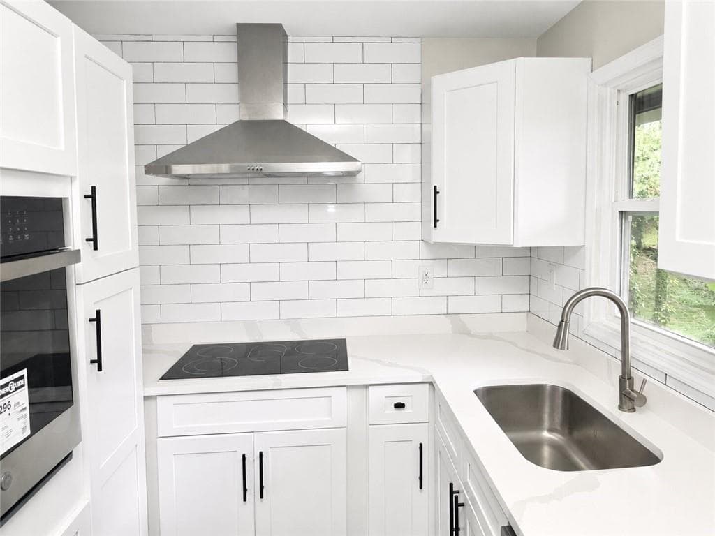 4 bedroom, 2 bathroom, 2,380 sq ft single family residence for sale at 2851 Headland Drive, East Point, GA 30344 — photo 8