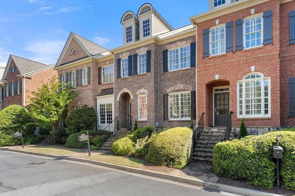 4 bedroom, 4 bathroom, 2,862 sq ft townhouse for sale at 594 Parkside Village Way, Marietta, GA 30060 — photo 8