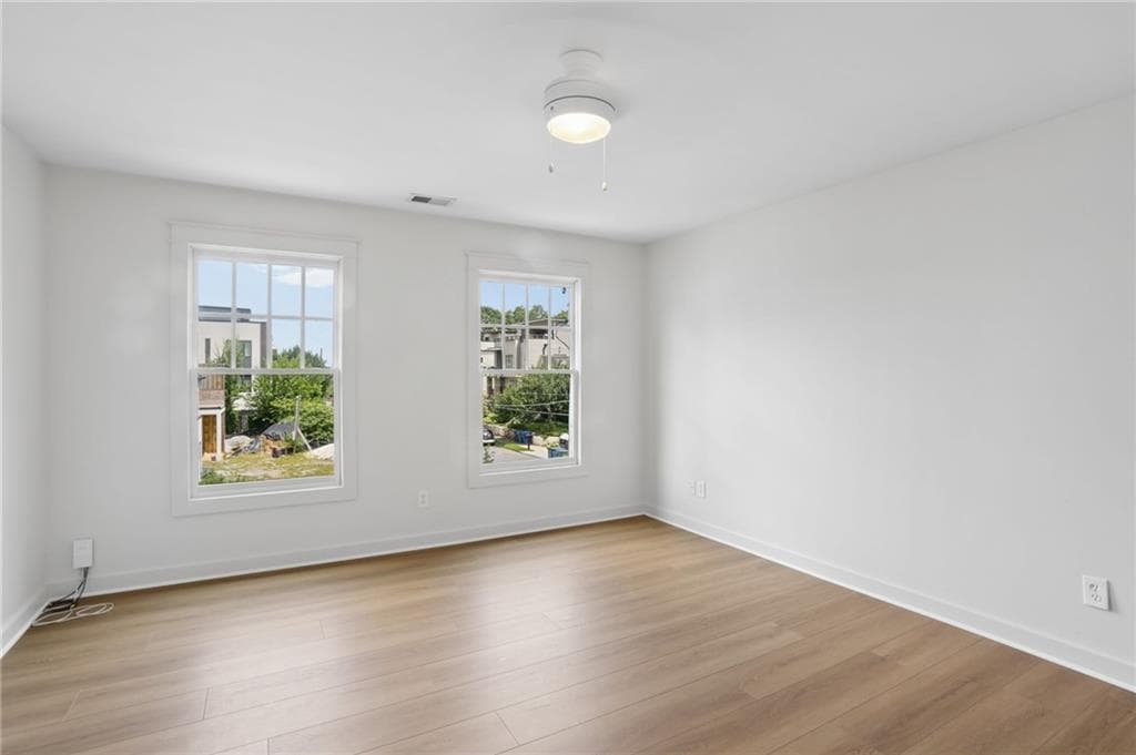 2 bedroom, 2 bathroom, 1,300 sq ft triplex for rent at 292 Fortune Street C, Atlanta, GA 30312 for $2,750 a month — photo 10