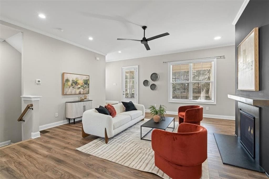 4 bedroom, 4 bathroom, 2,412 sq ft single family residence for sale at 2357 Rover Court, Atlanta, GA 30317 — photo 7