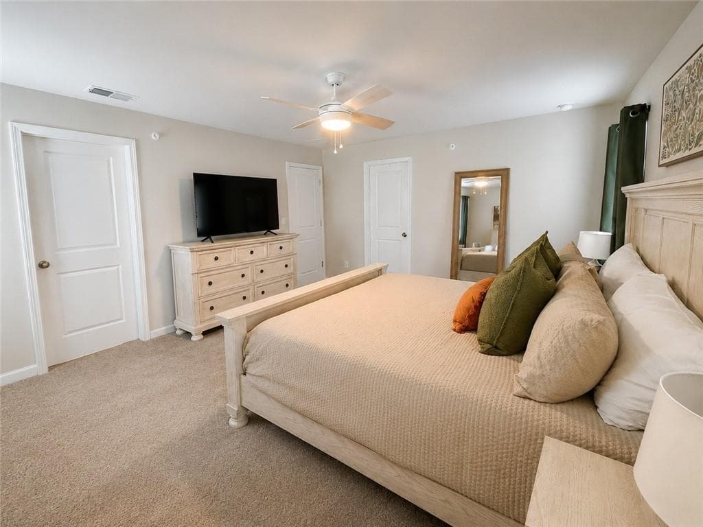 3 bedroom, 3 bathroom, 1,868 sq ft townhouse for sale at 6395 Apalachee Way, Smyrna, GA 30126 — photo 5