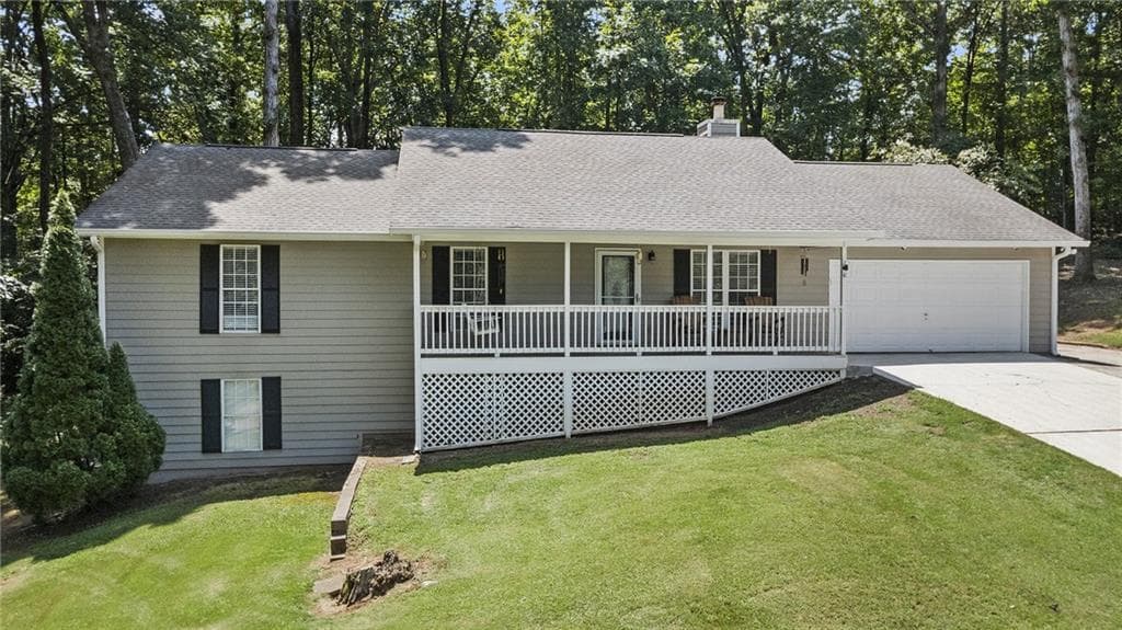 3 bedroom, 2 bathroom, 1,653 sq ft single family residence for sale at 515 Creek View Place, Mcdonough, GA 30252 — photo 2