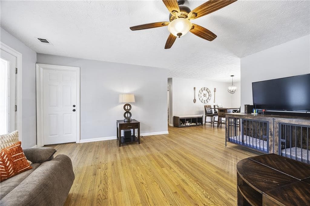 3 bedroom, 2 bathroom, 1,653 sq ft single family residence for sale at 515 Creek View Place, Mcdonough, GA 30252 — photo 7