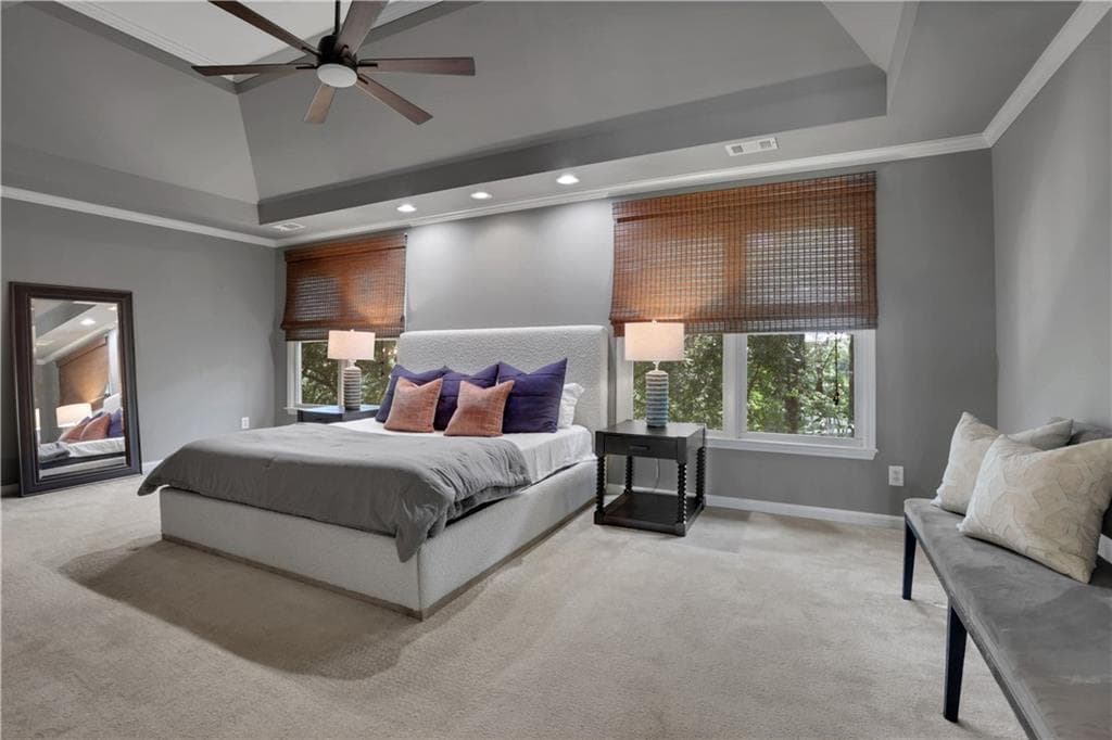 6 bedroom, 4 bathroom, 4,000 sq ft single family residence under contract at 1950 Woods River Lane, Duluth, GA 30097 — photo 5
