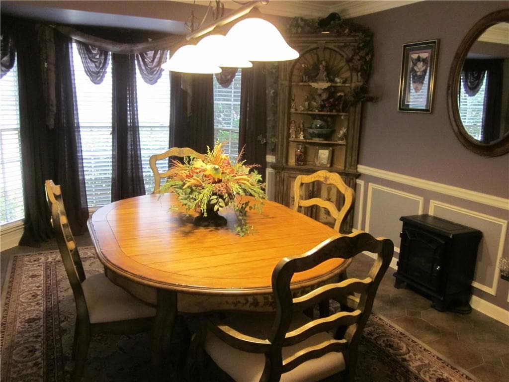 4 bedroom, 3 bathroom, 2,456 sq ft single family residence for sale at 2150 Overland Way, Powder Springs, GA 30127 — photo 5