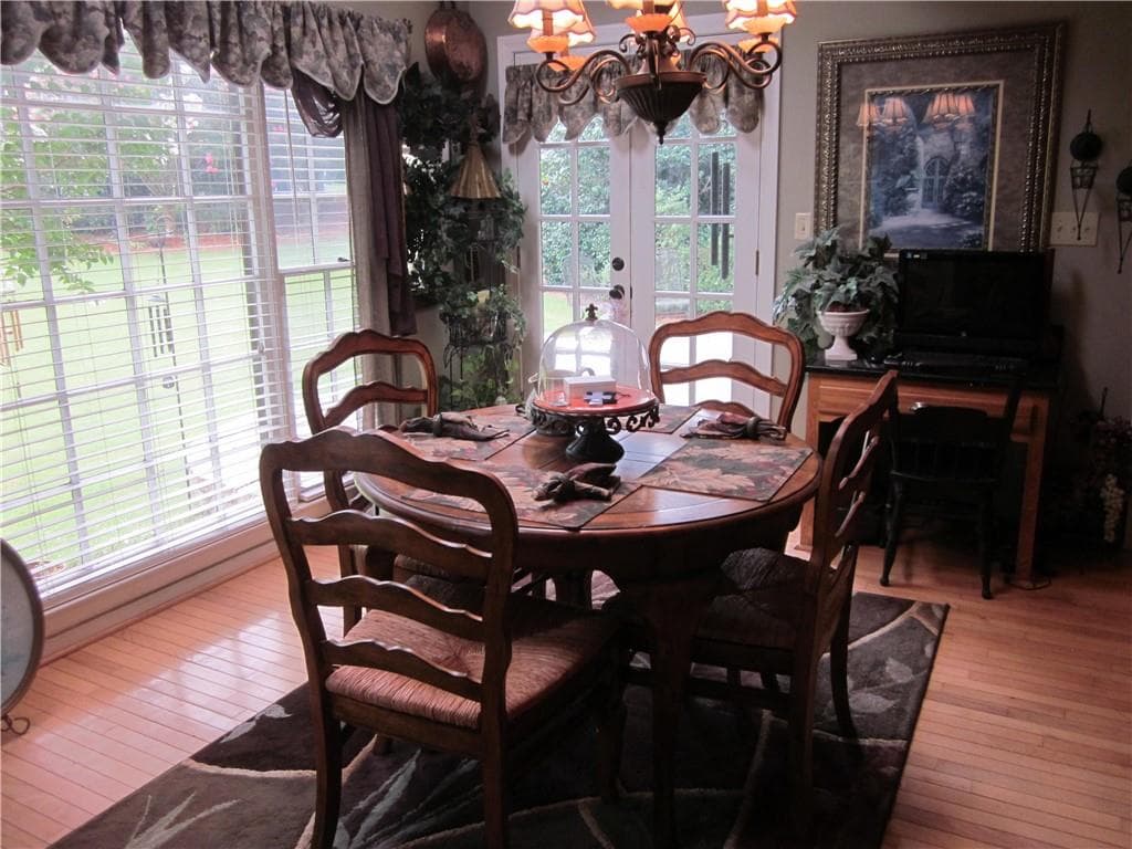 4 bedroom, 3 bathroom, 2,456 sq ft single family residence for sale at 2150 Overland Way, Powder Springs, GA 30127 — photo 10