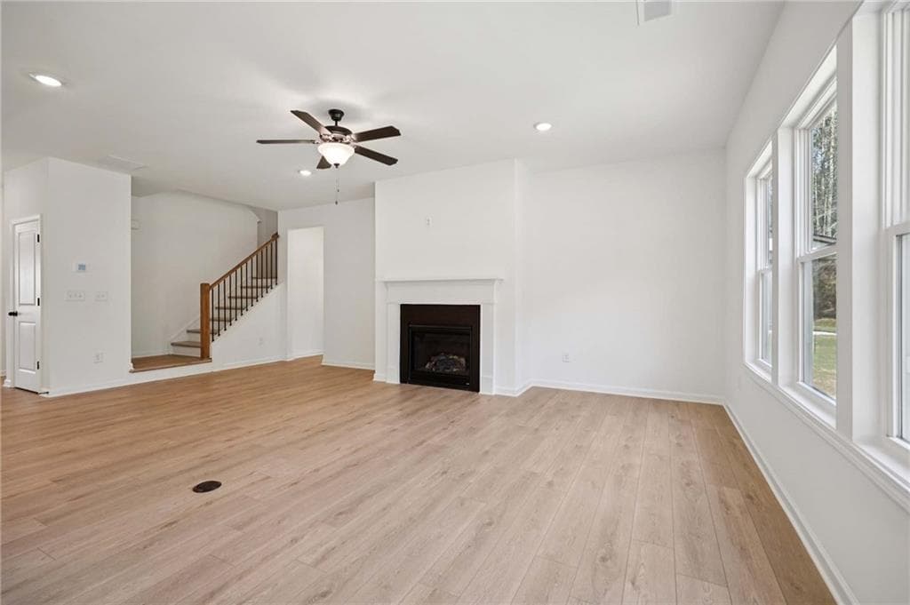 5 bedroom, 4 bathroom, 3,214 sq ft single family residence under contract at 6225 Kismet Road, Buford, GA 30518 — photo 4