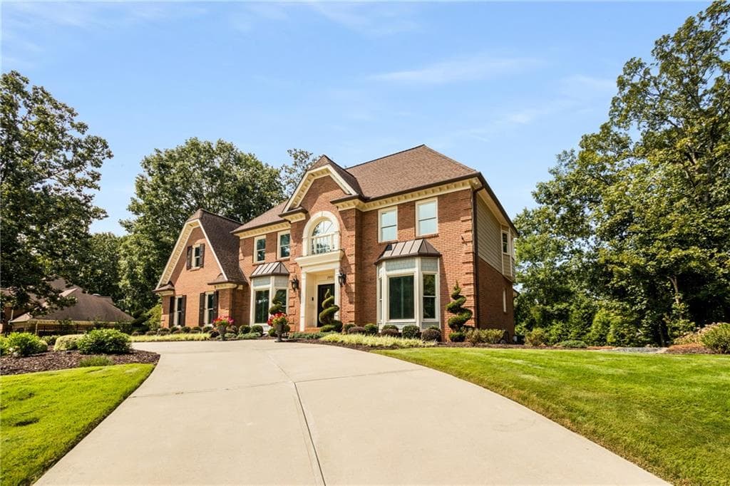 5 bedroom, 5 bathroom, 3,852 sq ft single family residence for sale at 2995 Coles Way, Atlanta, GA 30350 — photo 2
