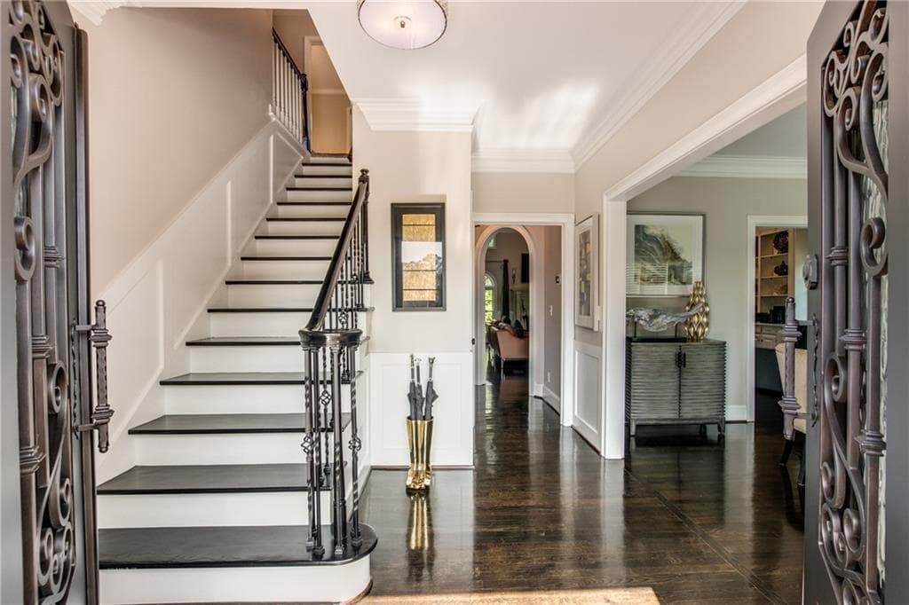 5 bedroom, 5 bathroom, 3,852 sq ft single family residence for sale at 2995 Coles Way, Atlanta, GA 30350 — photo 4