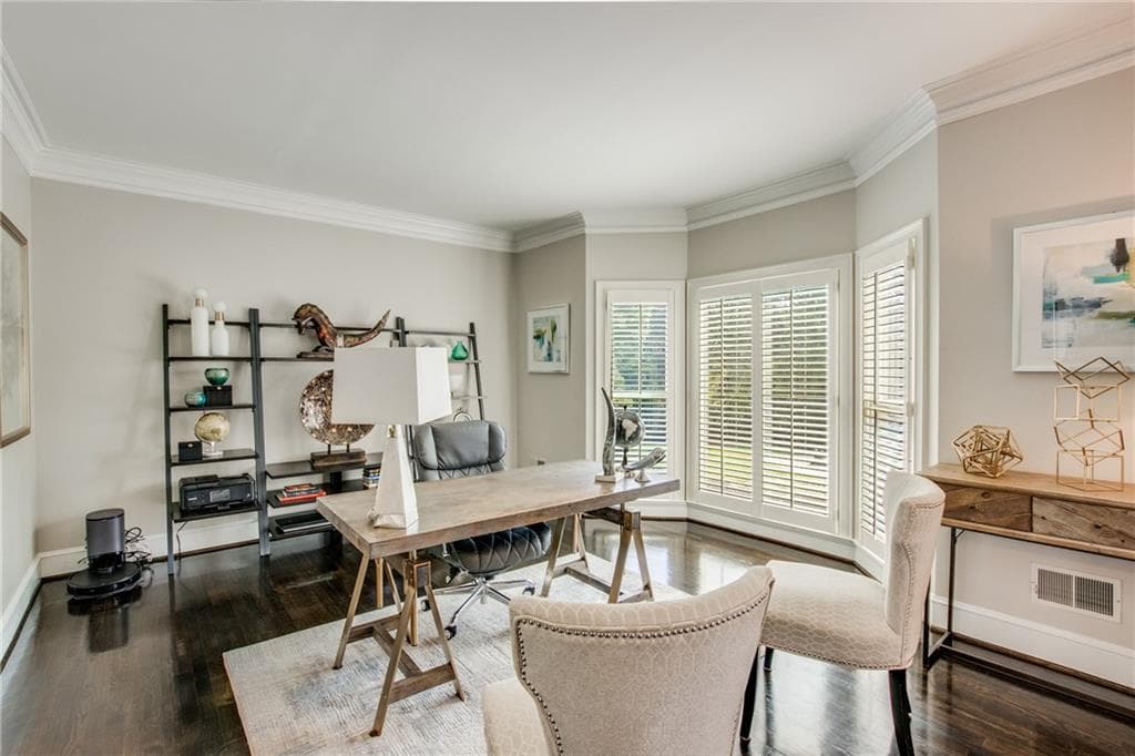 5 bedroom, 5 bathroom, 3,852 sq ft single family residence for sale at 2995 Coles Way, Atlanta, GA 30350 — photo 5