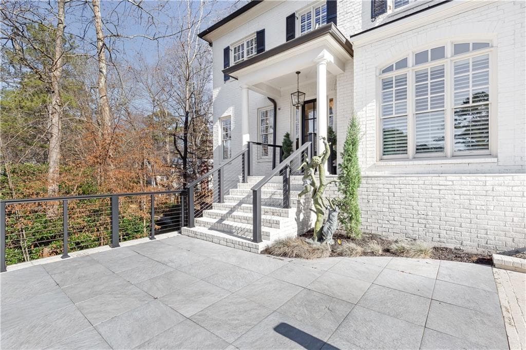 6 bedroom, 6 bathroom single family residence for rent at 2991 Sequoyah Drive, Atlanta, GA 30327 for $14,500 a month — photo 5