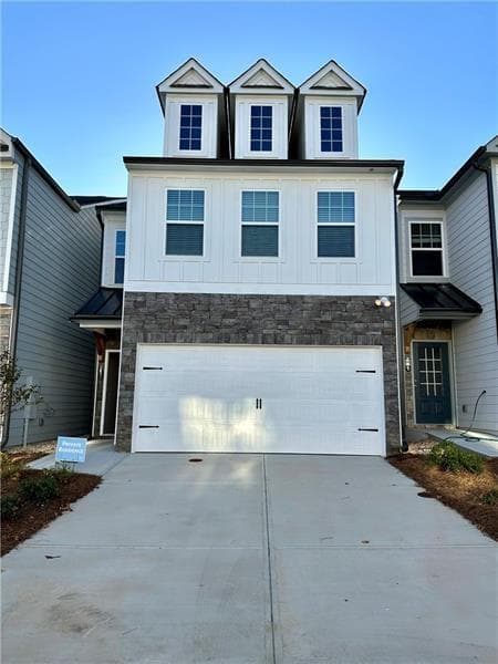 3 bedroom, 3 bathroom, 1,800 sq ft single family residence for rent at 252 Whitetail Circle, Canton, GA 30115 for $2,250 a month — photo 1 of 15