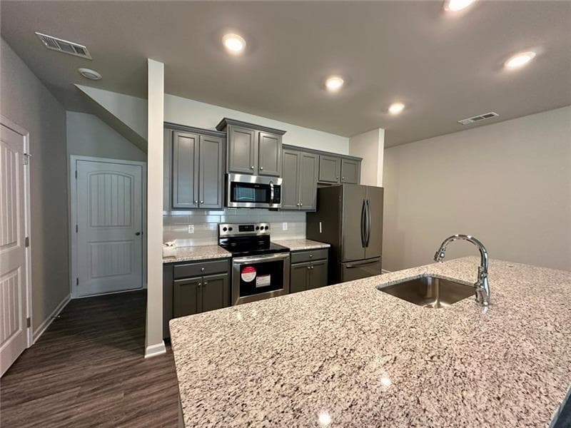 3 bedroom, 3 bathroom, 1,800 sq ft single family residence for rent at 252 Whitetail Circle, Canton, GA 30115 for $2,250 a month — photo 5