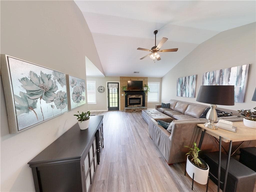 4 bedroom, 3 bathroom, 1,834 sq ft single family residence under contract at 345 Kodiak Road, Carrollton, GA 30117 — photo 7