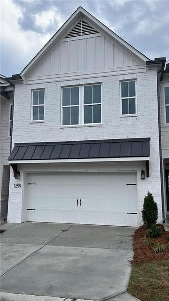 4 bedroom, 4 bathroom, 2,845 sq ft townhouse for rent at 1255 Winterhaven Drive, Cumming, GA 30041 for $3,200 a month — photo 1 of 19