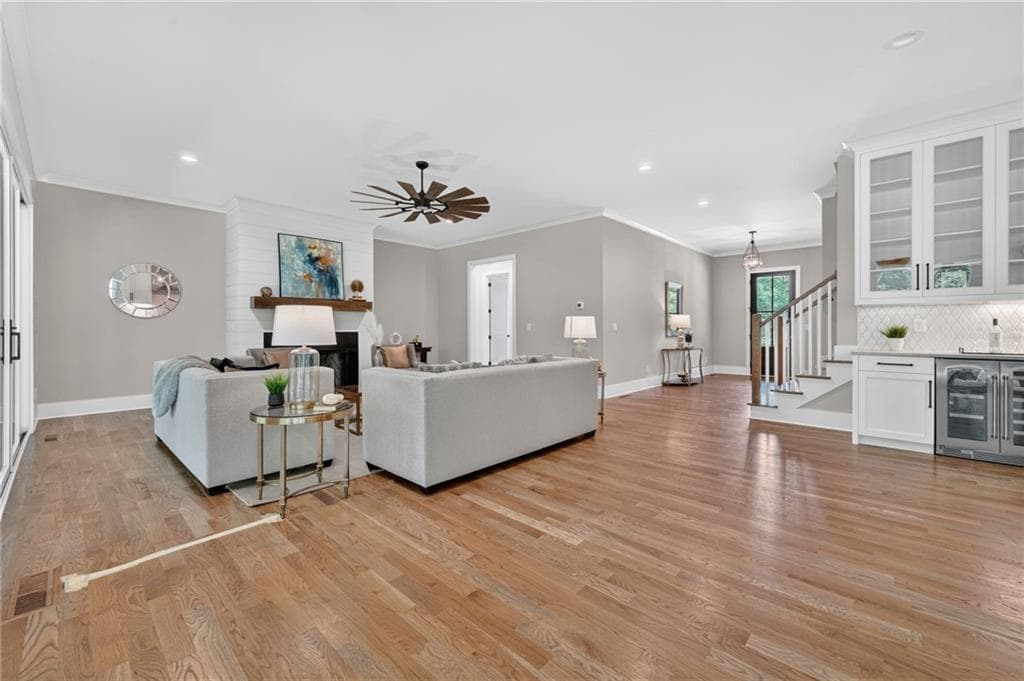 4 bedroom, 6 bathroom, 5,800 sq ft single family residence for sale at 7620 Breeze Bay Road, Cumming, GA 30041 — photo 10