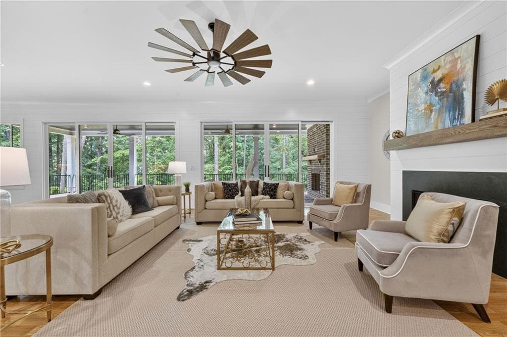 4 bedroom, 6 bathroom, 5,800 sq ft single family residence for sale at 7620 Breeze Bay Road, Cumming, GA 30041 — photo 6