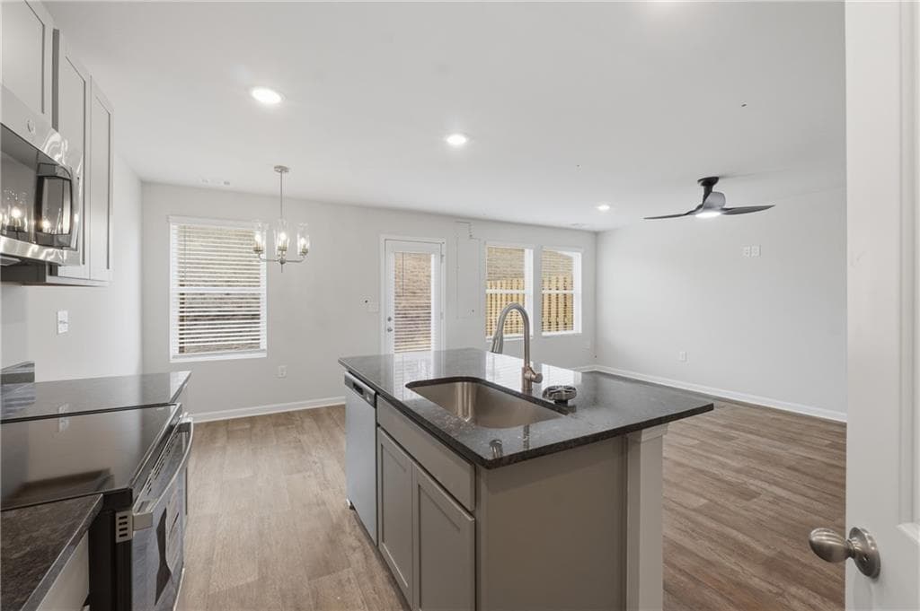 3 bedroom, 3 bathroom, 1,579 sq ft townhouse for sale at 216 Norchester Avenue, Hogansville, GA 30230 — photo 9