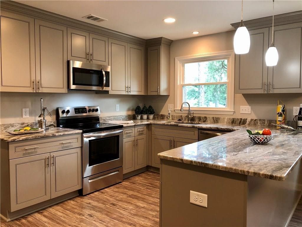 3 bedroom, 2 bathroom, 1,693 sq ft single family residence for rent at 4142 Blackhawk Drive, Stone Mountain, GA 30083 for $2,500 a month — photo 6