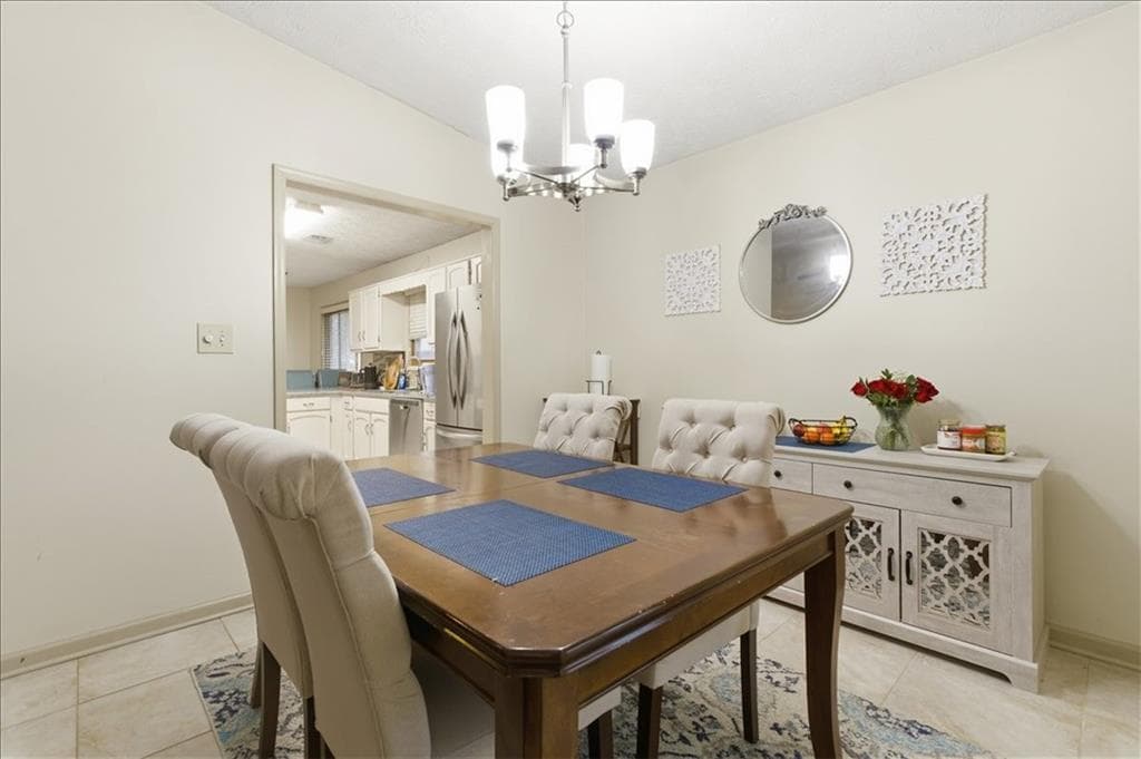 3 bedroom, 2 bathroom, 1,746 sq ft single family residence for rent at 2025 Kristian Way, Roswell, GA 30076 for $2,700 a month — photo 10