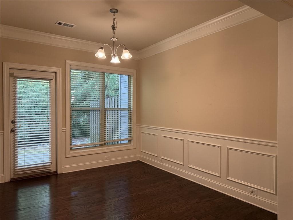 3 bedroom, 3 bathroom, 2,018 sq ft townhouse for rent at 3160 Cross Creek Drive, Cumming, GA 30040 for $2,450 a month — photo 5
