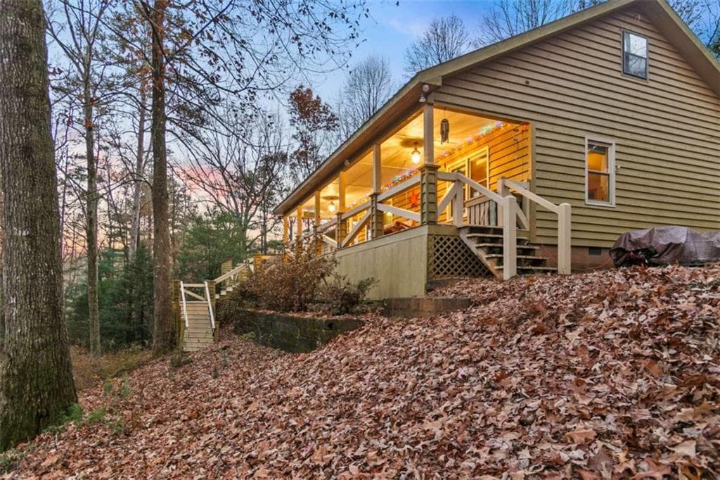 3 bedroom, 3 bathroom, 2,080 sq ft single family residence for sale at 143 Kaely Drive, Mineral Bluff, GA 30559 — photo 4