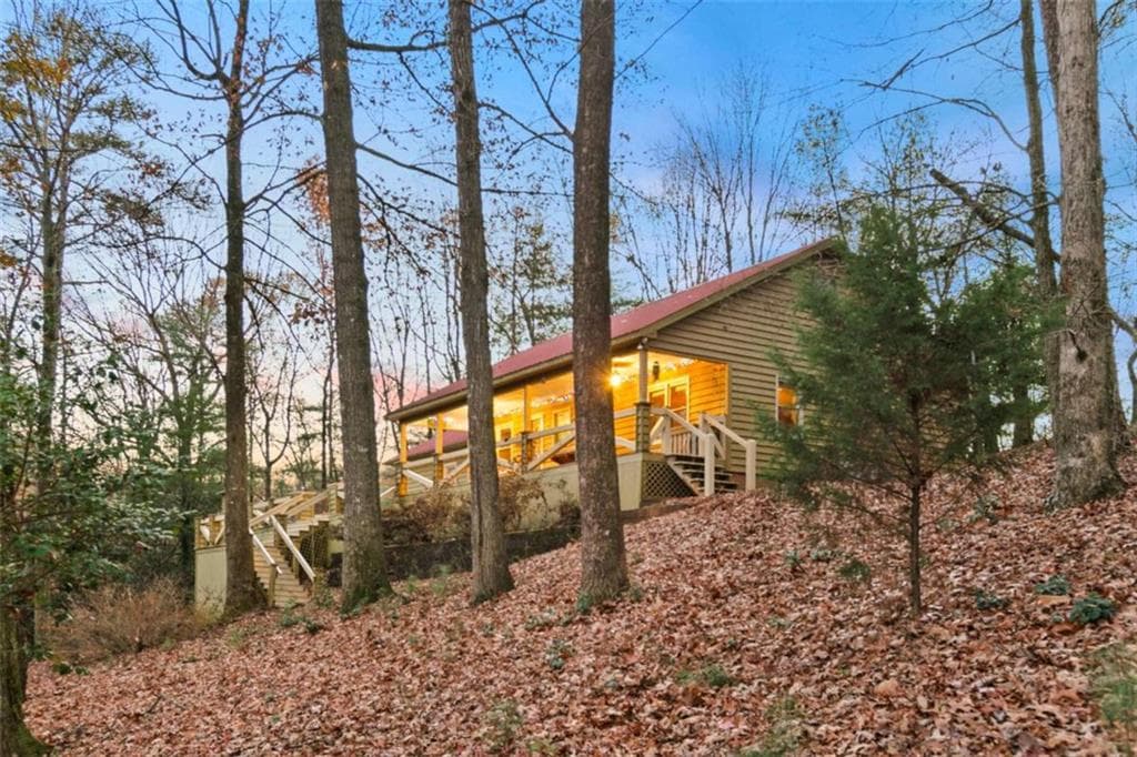 3 bedroom, 3 bathroom, 2,080 sq ft single family residence for sale at 143 Kaely Drive, Mineral Bluff, GA 30559 — photo 5