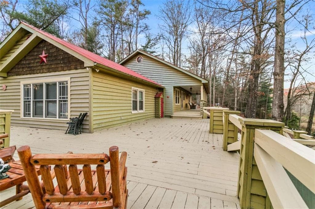 3 bedroom, 3 bathroom, 2,080 sq ft single family residence for sale at 143 Kaely Drive, Mineral Bluff, GA 30559 — photo 8