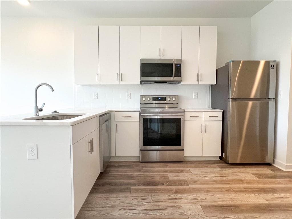 1 bedroom, 1 bathroom, 657 sq ft condominium for rent at 525 Parkway Drive 515, Atlanta, GA 30354 for $1,450 a month — photo 7