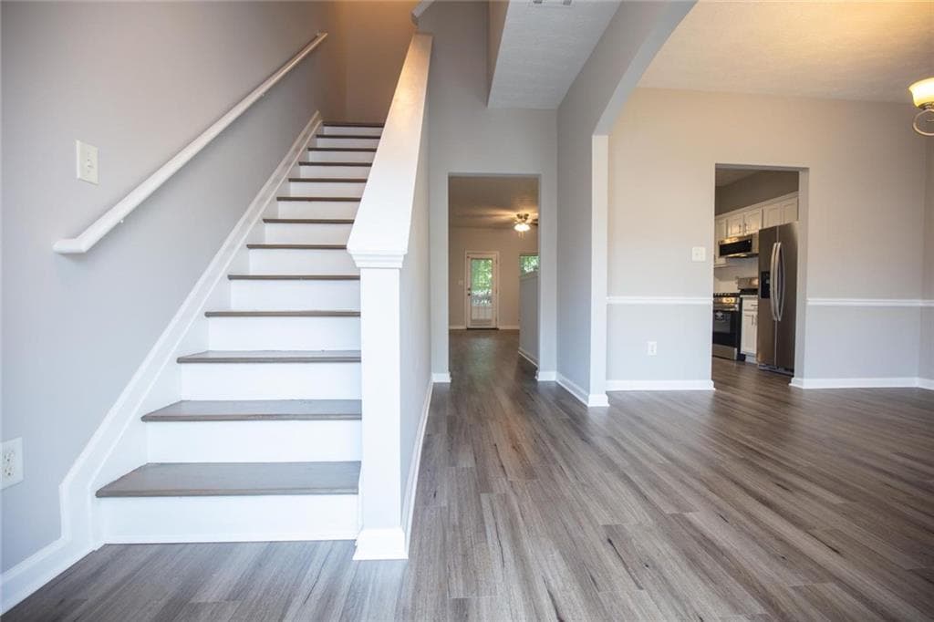 2 bedroom, 3 bathroom, 1,520 sq ft other for rent at 649 Kenridge Drive, Suwanee, GA 30024 for $1,750 a month — photo 2