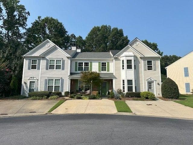 3 bedroom, 3 bathroom, 1,473 sq ft townhouse for sale at 9165 Nesbit Ferry Road 31, Johns Creek, GA 30022 — photo 2