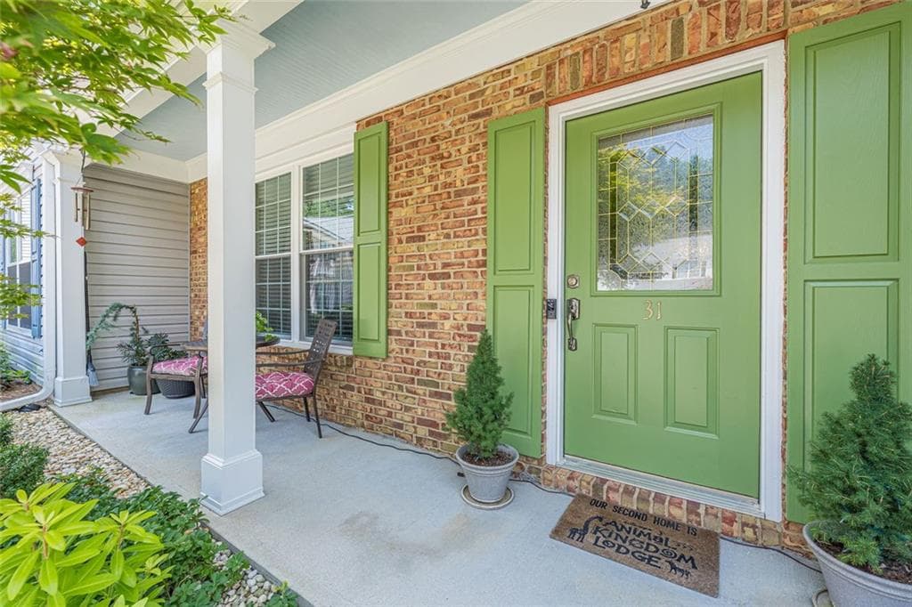 3 bedroom, 3 bathroom, 1,473 sq ft townhouse for sale at 9165 Nesbit Ferry Road 31, Johns Creek, GA 30022 — photo 3