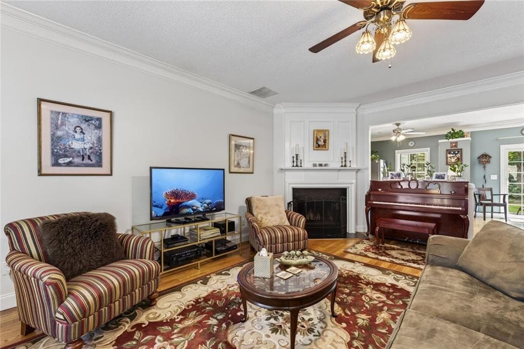 3 bedroom, 3 bathroom, 1,473 sq ft townhouse for sale at 9165 Nesbit Ferry Road 31, Johns Creek, GA 30022 — photo 5