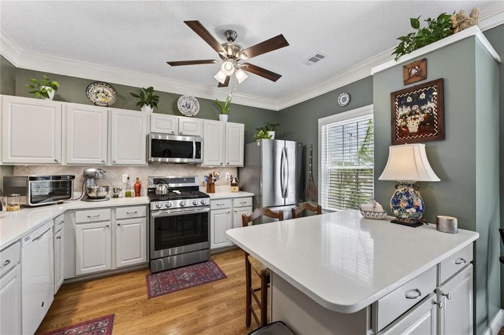 3 bedroom, 3 bathroom, 1,473 sq ft townhouse for sale at 9165 Nesbit Ferry Road 31, Johns Creek, GA 30022 — photo 9