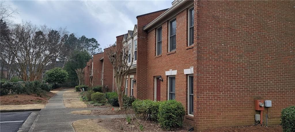 2 bedroom, 3 bathroom, 1,280 sq ft townhouse for rent at 4131 Quincey Lane, Duluth, GA 30096 for $1,800 a month — photo 2