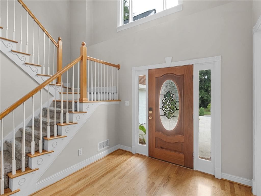4 bedroom, 3 bathroom, 2,364 sq ft single family residence under contract at 1445 Lake Forest Lane, Mcdonough, GA 30253 — photo 3