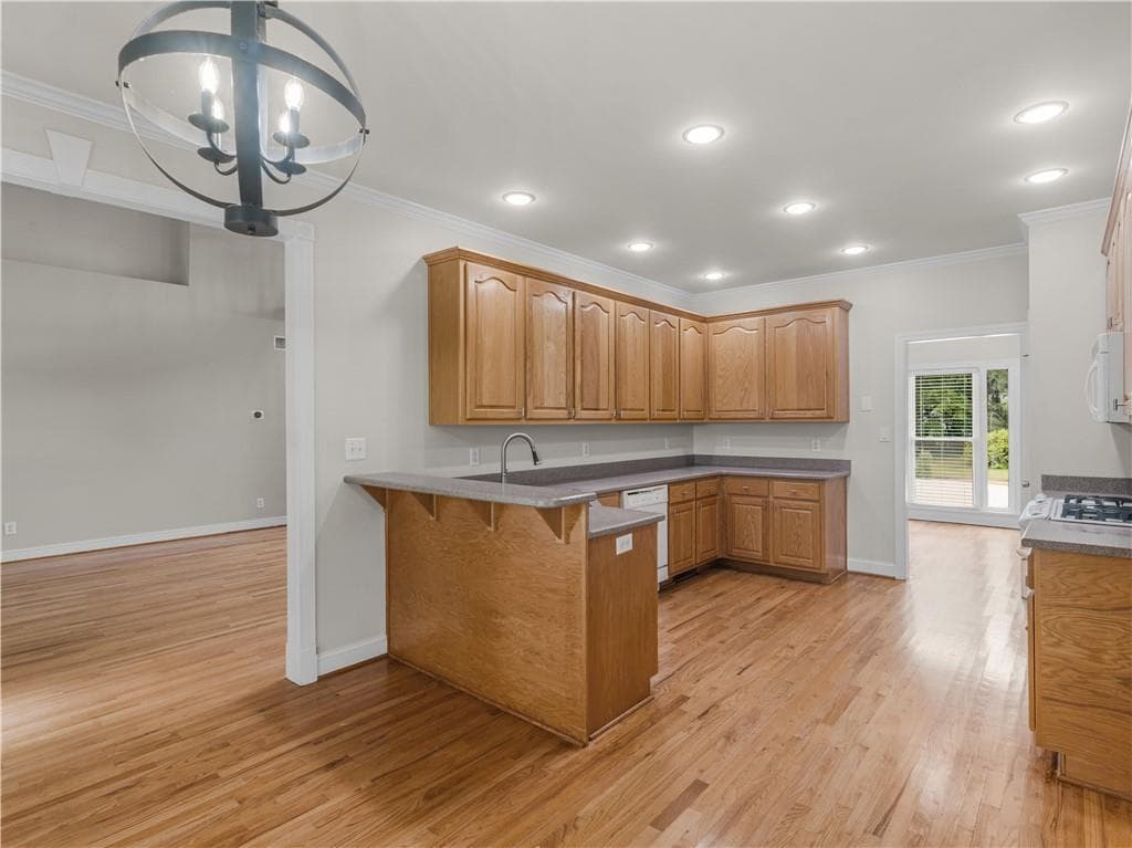 4 bedroom, 3 bathroom, 2,364 sq ft single family residence under contract at 1445 Lake Forest Lane, Mcdonough, GA 30253 — photo 9