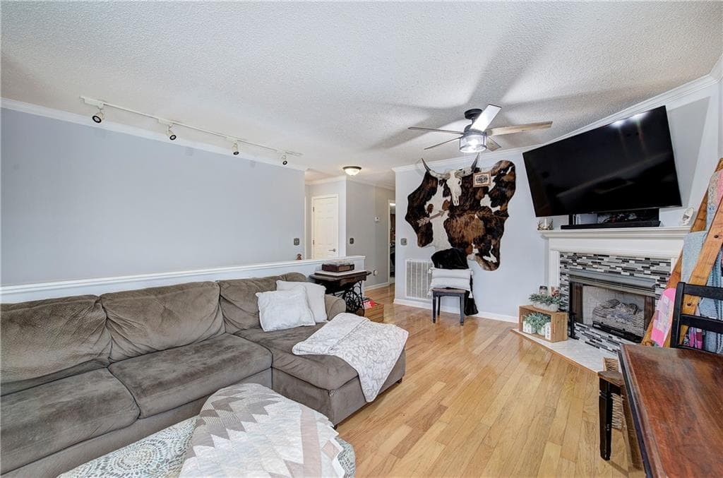 2 bedroom, 2 bathroom, 1,357 sq ft condominium for sale at 272 Mount Vernon Drive, Calhoun, GA 30701 — photo 5