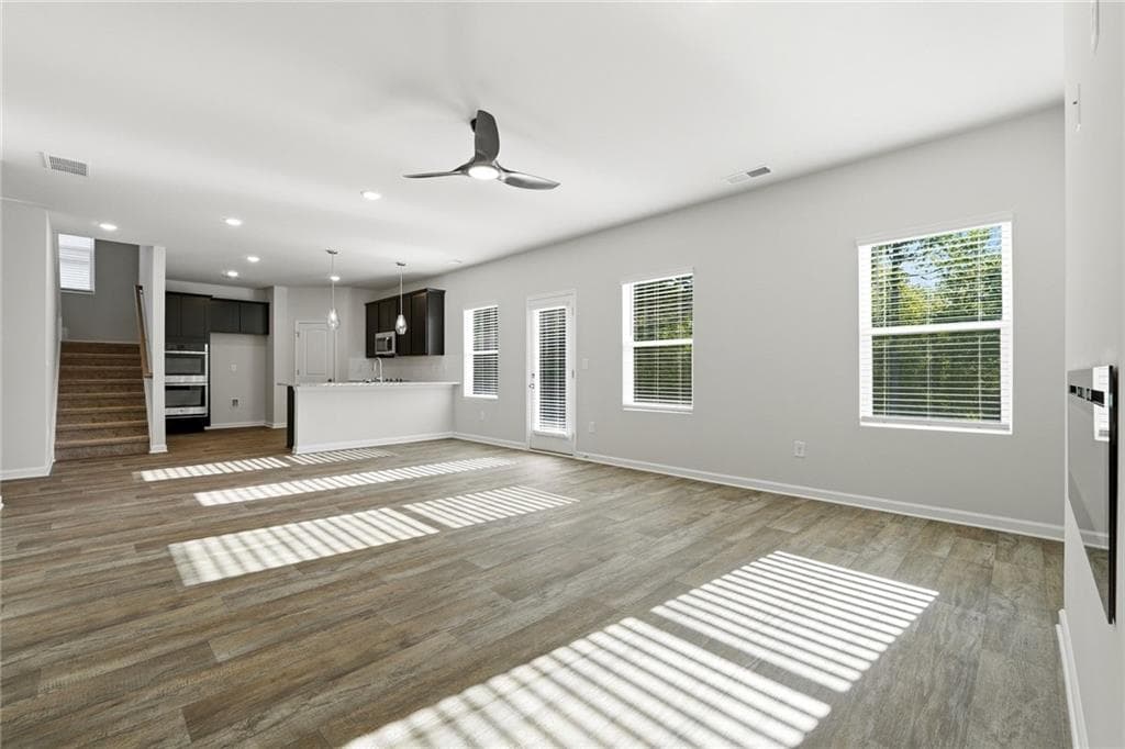 4 bedroom, 3 bathroom, 2,345 sq ft single family residence for sale at 439 RIVER WALK FARM Parkway, Covington, GA 30014 — photo 7