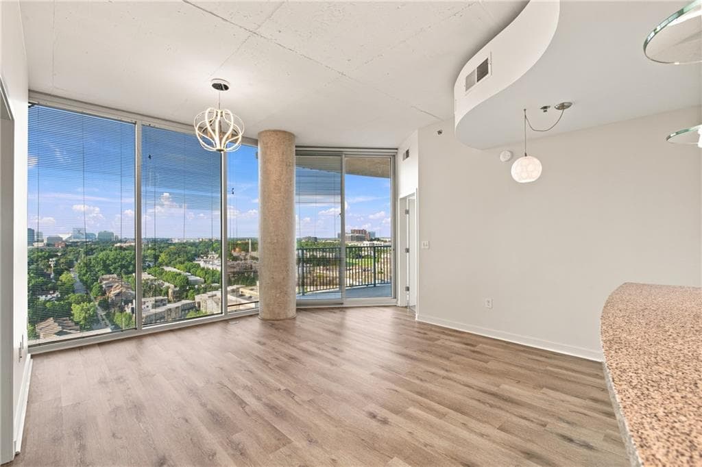 2 bedroom, 2 bathroom, 1,045 sq ft condominium for rent at 361 17th Street 1623, Atlanta, GA 30363 for $3,000 a month — photo 4