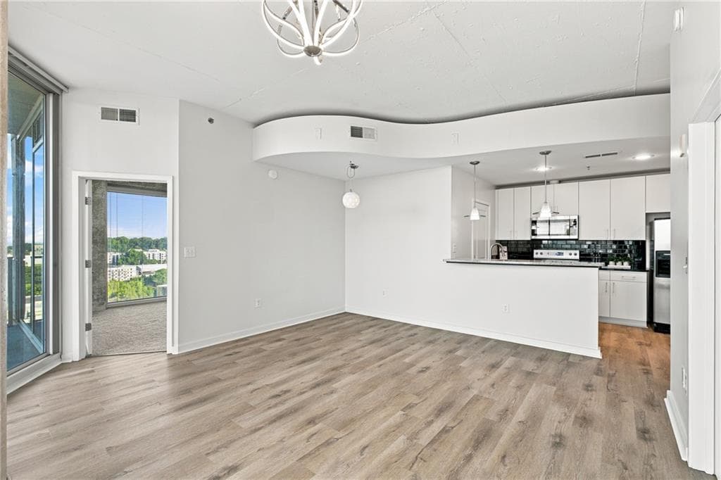 2 bedroom, 2 bathroom, 1,045 sq ft condominium for rent at 361 17th Street 1623, Atlanta, GA 30363 for $3,000 a month — photo 7