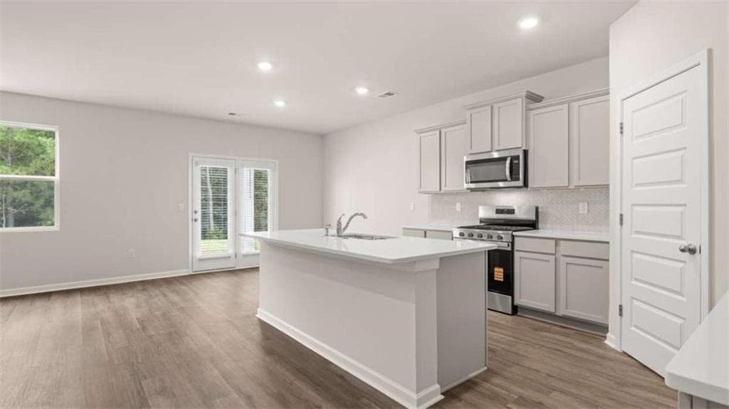 5 bedroom, 3 bathroom, 2,511 sq ft single family residence for sale at 857 Trillium Drive, Locust Grove, GA 30248 — photo 7