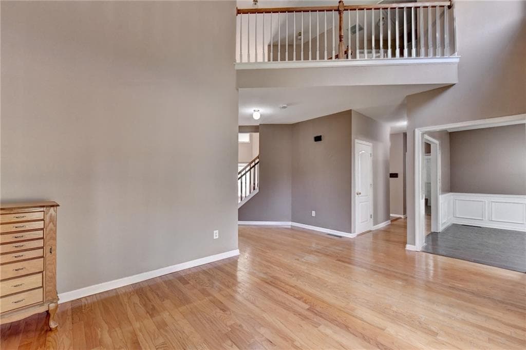 6 bedroom, 5 bathroom single family residence for rent at 2899 Savannah Walk Lane, Suwanee, GA 30024 for $3,200 a month — photo 5