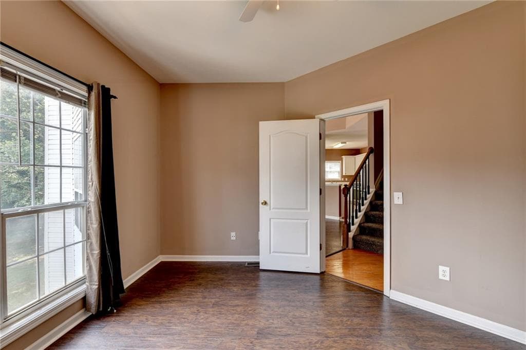 6 bedroom, 5 bathroom single family residence for rent at 2899 Savannah Walk Lane, Suwanee, GA 30024 for $3,200 a month — photo 8